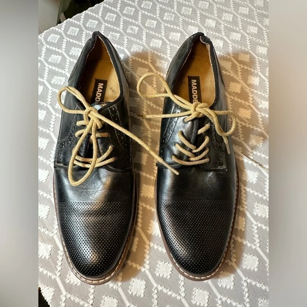 Madden Black Lace Up Oxfords Men’s Size 7M
